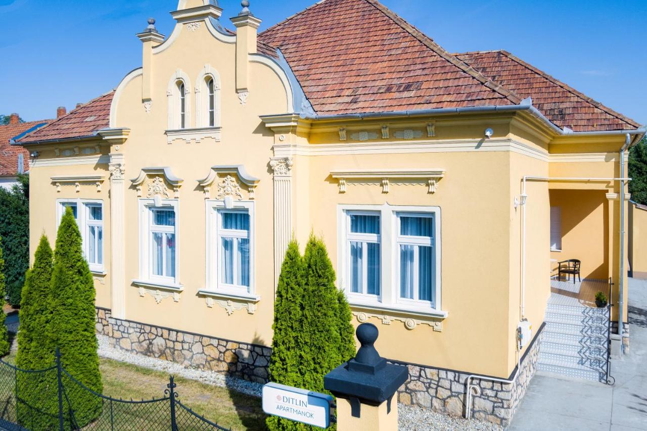 Ditlin Apartmanok Pápa Kültér fotó